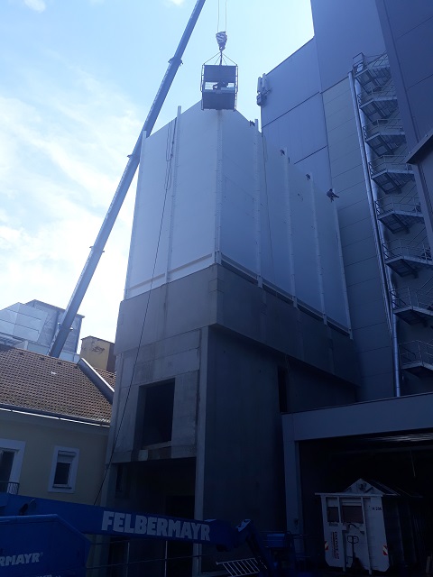 tl_files/ifk/bilder/Referenzen/Pfahnl/Mehlsiloanlage2018_02.jpg