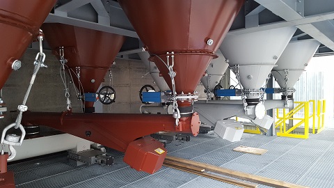 tl_files/ifk/bilder/Referenzen/Showa Denko/Mahlanlage2019_06.jpg